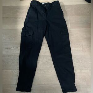 Wilfred cargo black pants